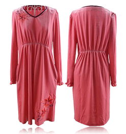 金絲絨家居睡衣 秋冬季溫暖舒適的女士專(zhuān)屬之選